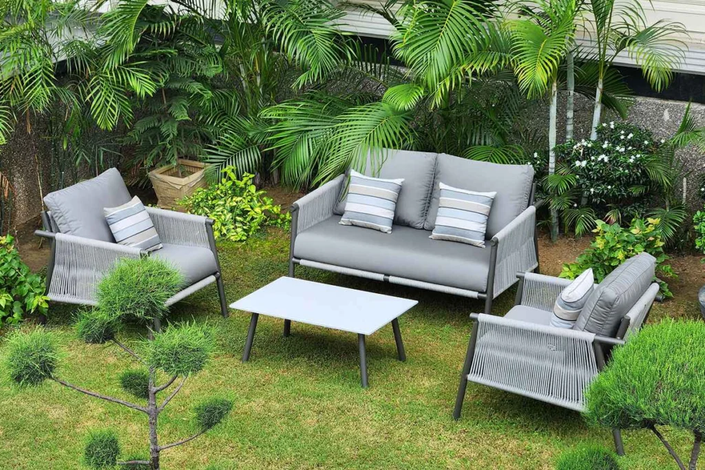 farmhouse outdoor furniture