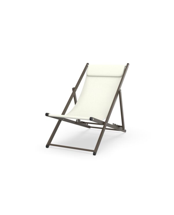 unwind deck chair